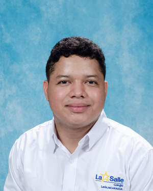 LIC. ÁNGEL ADRIÁN FLORES HERRERA